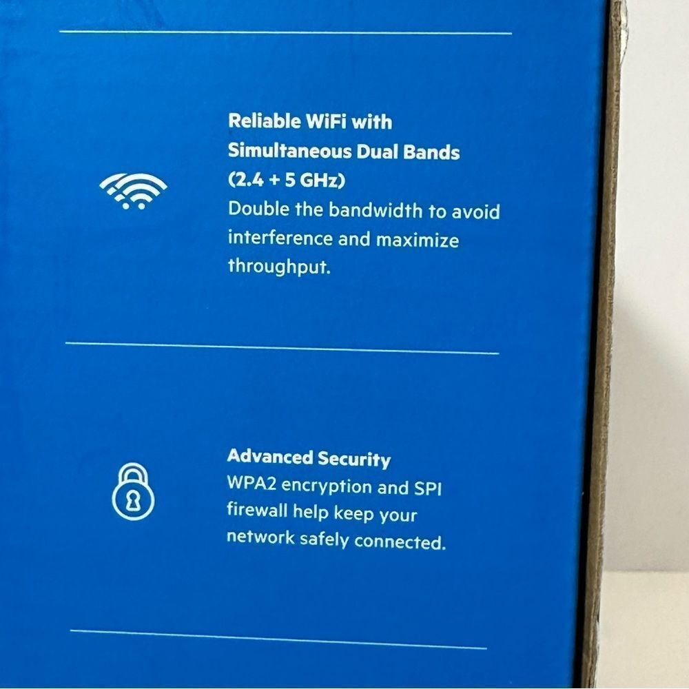 Linksys Dual-Band WiFi 5 Router - Picture 5 of 9